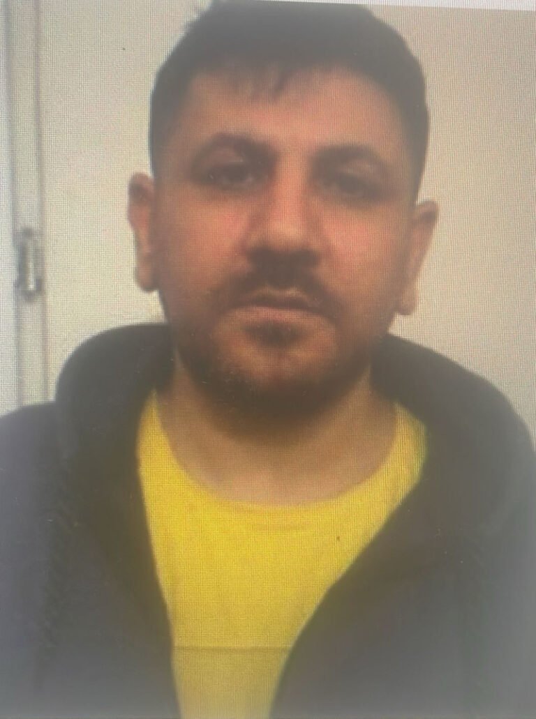 turcul-care-a-omorat-in-2015-un-politist-roman,-cautat-in-toata-tara.-atas-abdullah-nu-s-a-mai-intors-la-puscarie-dupa-o-permisie