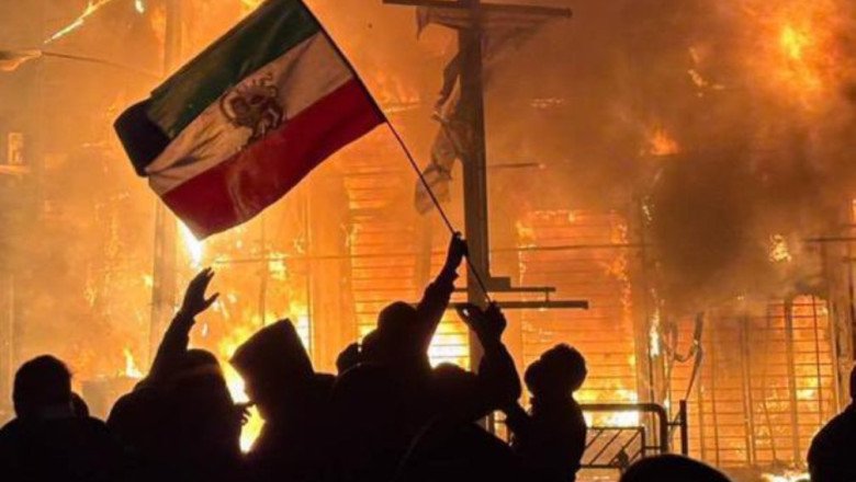 accesul-la-internet-in-iran-ar-putea-fi-restabilit-doar-pentru-companii accesul-la-internet-in-iran-ar-putea-fi-restabilit-doar-pentru-companii