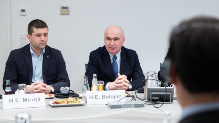premierul-bolojan-s-a-intalnit-la-berlin-cu-reprezentantii-camerei-de-comert-si-industrie-a-germaniei