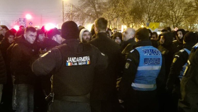 suporteri-paok-salonic,-la-timisoara,-pentru-a-se-interesa-de-ranitii-din-accidentul-de-pe-dn6.-ambasadoarea-elena,-vizita-la-spital