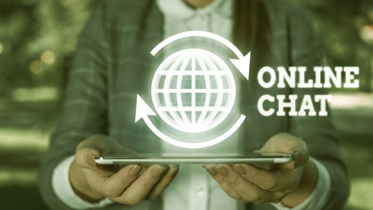 rusia-le-cere-cetatenilor-sa-pastreze-„tacerea-online”-din-cauza-riscurilor-legate-de-„activitati-ilegale”