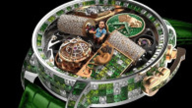 Ceas de lux inspirat de o grădină zoologică privată deținută de familia celui mai bogat om din Asia, Mukesh Ambani. Foto: Profimedia | Poza 4 din 7