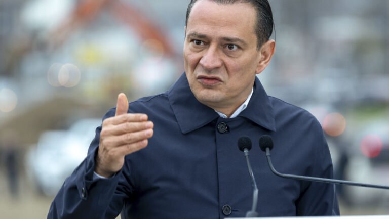 psd-propune-ca-bucurestenii-ramasi-fara-caldura-sa-nu-mai-plateasca-facturile:-nu-livrezi-un-produs-de-calitate,-nu-primesti-banii