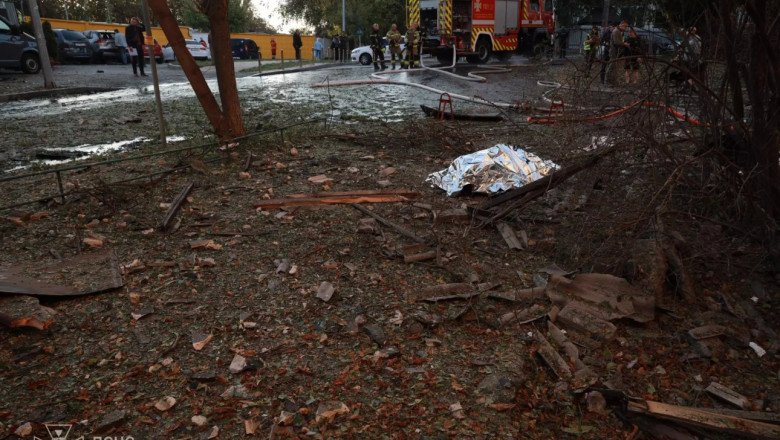 cel-putin-12-morti-in-ucraina.-o-drona-ruseasca-a-lovit-un-autobuz-in-regiunea-dnipropetrovsk