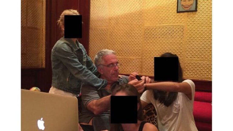 mii-de-documente-din-dosarele-epstein-au-fost-retrase-dupa-ce-identitatea-victimelor-a-fost-compromisa