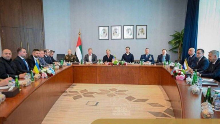 ucraina-si-rusia-continua-azi-discutiile-mediate-de-sua-la-abu-dhabi.-intalnirea-de-miercuri,-„substantiala-si-productiva”