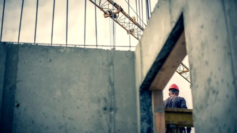 muncitorii-si-candidatii-fara-studii-superioare-–-campioni-la-schimbarea-locurilor-de-munca