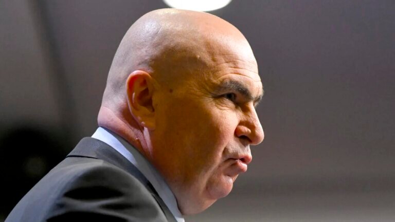 reforma-lui-bolojan,-contestata-de-sindicatul-angajatilor-guvernului:-acuzatii-de-„guvernare-de-tip-solo”-si-fortare-a-constitutiei