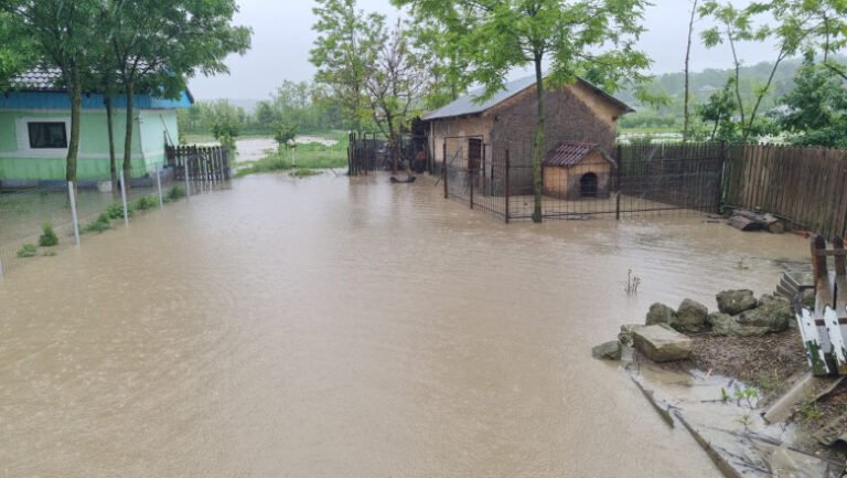 cod-portocaliu-de-inundatii-pe-rauri-din-buzau-si-prahova.-avertizare-pentru-alte-patru-judete