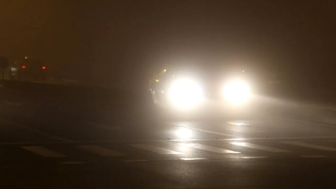 infotrafic:-carosabil-umed-si-conditii-de-ceata-pe-drumurile-din-mai-multe-zone-din-tara.-recomandari-pentru-soferi