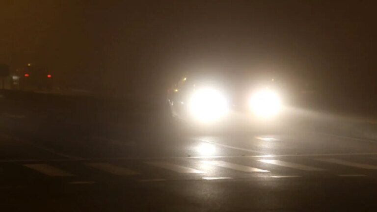 infotrafic:-carosabil-umed-si-conditii-de-ceata-pe-drumurile-din-mai-multe-zone-din-tara.-recomandari-pentru-soferi