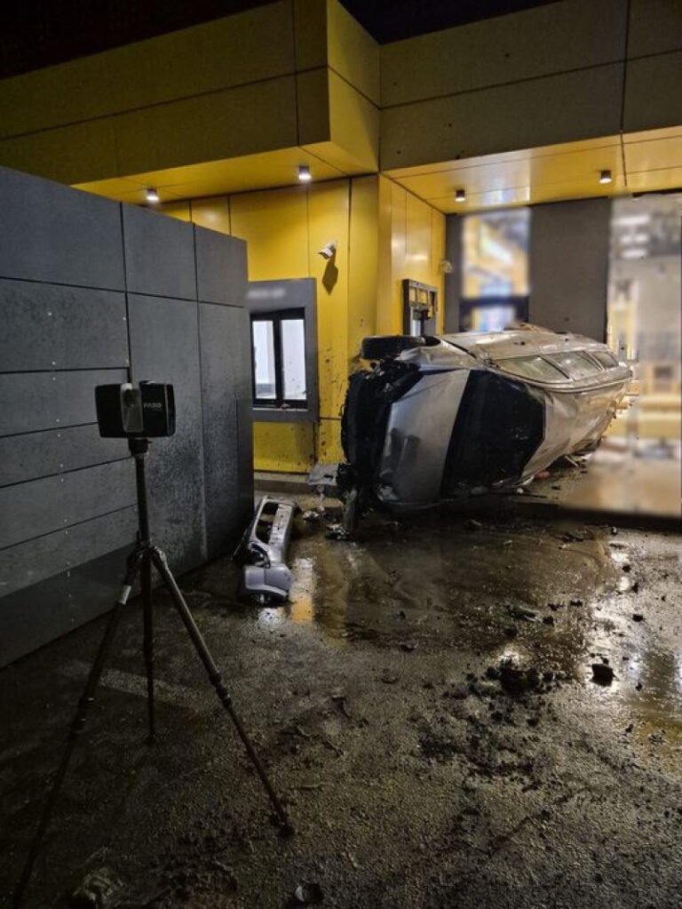 barbat,-arestat-preventiv-dupa-ce-a-condus-fara-permis-si-a-facut-accident-langa-mall-ul-din-floresti,-judetul-cluj