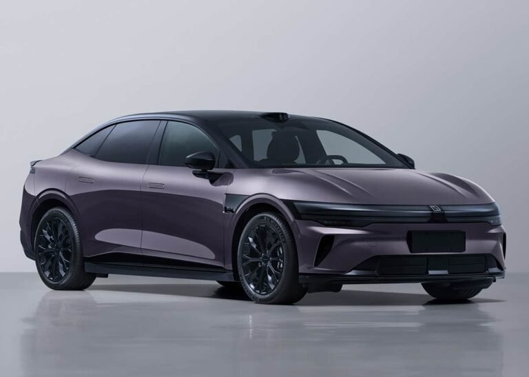zeekr-007-gt-si-007-ev-primesc-un-upgrade-masiv:-putere-de-pana-la-784-cp-si-tehnologie-de-ultima-ora