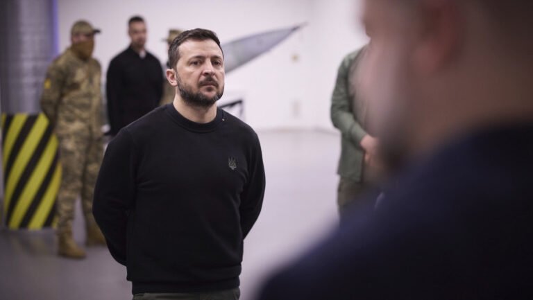 disputa-crimeii-revine-in-prim-plan:-zelenski-acuza-rusia-ca-face-presiuni-asupra-sua-pentru-recunoasterea-anexarii