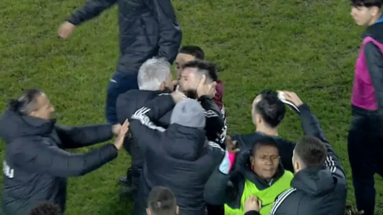 haos-dupa-cfr-cluj-–-u-cluj-3-2.-pancu:-„daca-eram-eu-in-strainatate,-eram-arestat!”