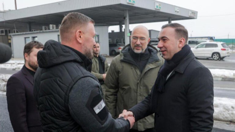 bogdan-ivan,-la-granita-cu-ucraina:-„oamenii-trebuie-sa-aiba-energie,-fara-exceptii”