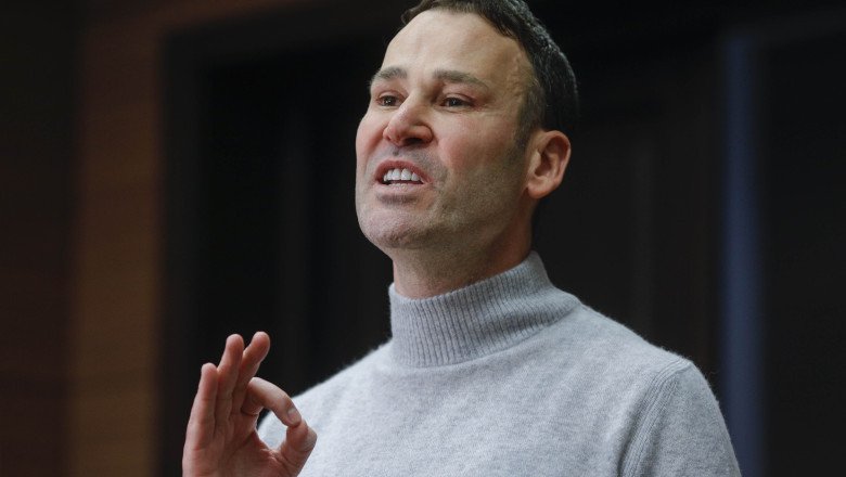 robert-negoita-ajunge-astazi-la-politie-primarul-sectorului-3,-aflat-sub-control-judiciar,-are-de-platit-o-cautiune-de-800.000-de-lei robert-negoita-ajunge-astazi-la-politie-primarul-sectorului-3,-aflat-sub-control-judiciar,-are-de-platit-o-cautiune-de-800.000-de-lei