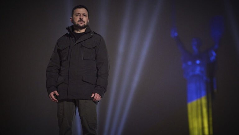 cand-ar-urma-sa-anunte-volodimir-zelenski-planul-pentru-alegerile-prezidentiale-si-referendumul-privind-acordul-de-pace