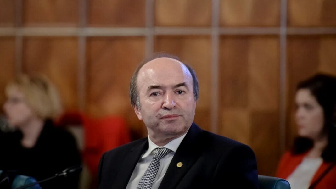 fost-ministru-al-justitiei:-cred-ca-se-va-da-o-decizie-pe-care-societatea-civila-o-va-primi-pozitiv-si-ca-forurile-europene-vor-gasi-solutia-pentru-a-debloca-suma
