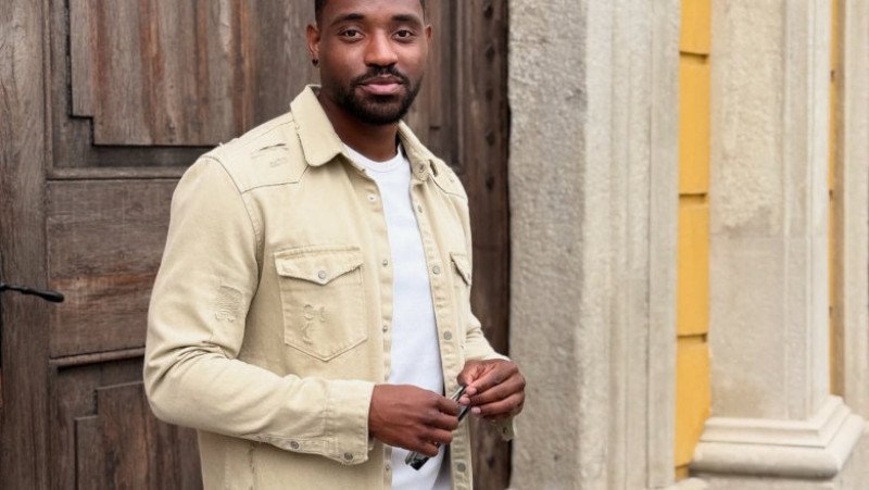 poveste-de-film:-a-vandut-tot-ce-avea-in-sua-si-s-a-mutat-in-romania,-dupa-ce-iubita-lui-a-fost-deportata.-„i-a-luat-10-zile” poveste-de-film:-a-vandut-tot-ce-avea-in-sua-si-s-a-mutat-in-romania,-dupa-ce-iubita-lui-a-fost-deportata.-„i-a-luat-10-zile”