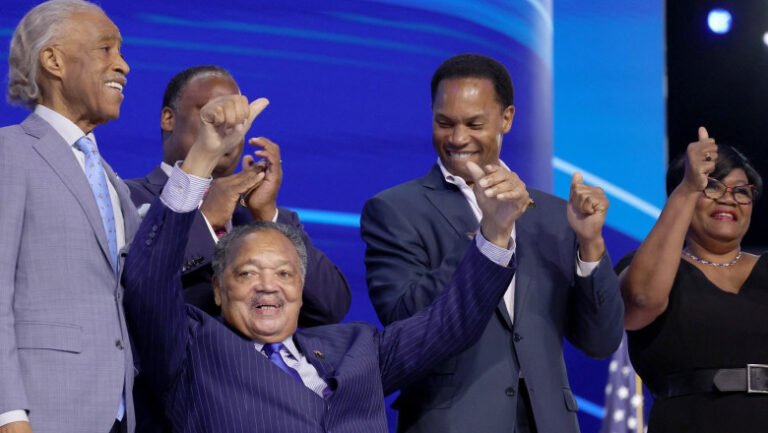 jesse-jackson-a-murit-la-varsta-de-84-de-ani:-cine-a-fost-pastorul-baptist-ajuns-aparator-al-drepturilor-sociale-ale-americanilor