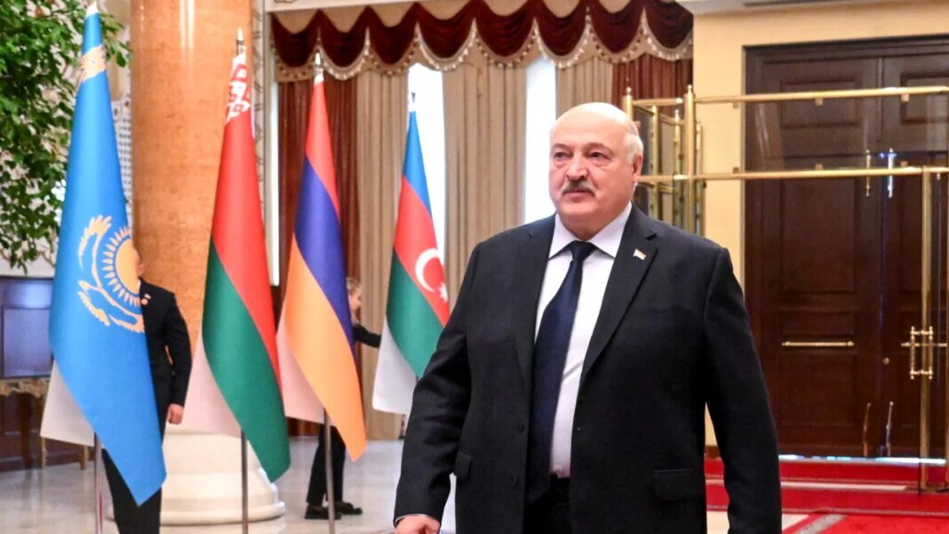 volodimir-zelenski-anunta-sanctiuni-impotriva-lui-lukasenko-pentru-sprijinul-acordat-rusiei