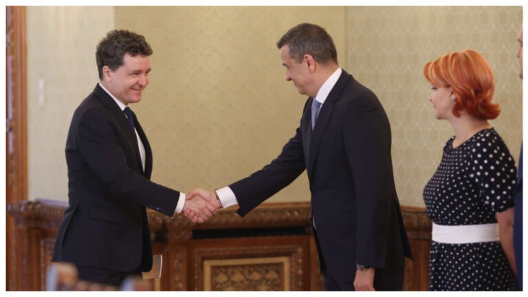 ce-au-discutat-liderii-coalitiei-cu-nicusor-dan.-grindeanu:-„atmosfera-a-fost-una-care-nu-s-a-potrivit-cu-ceea-ce-a-aparut-in-presa”