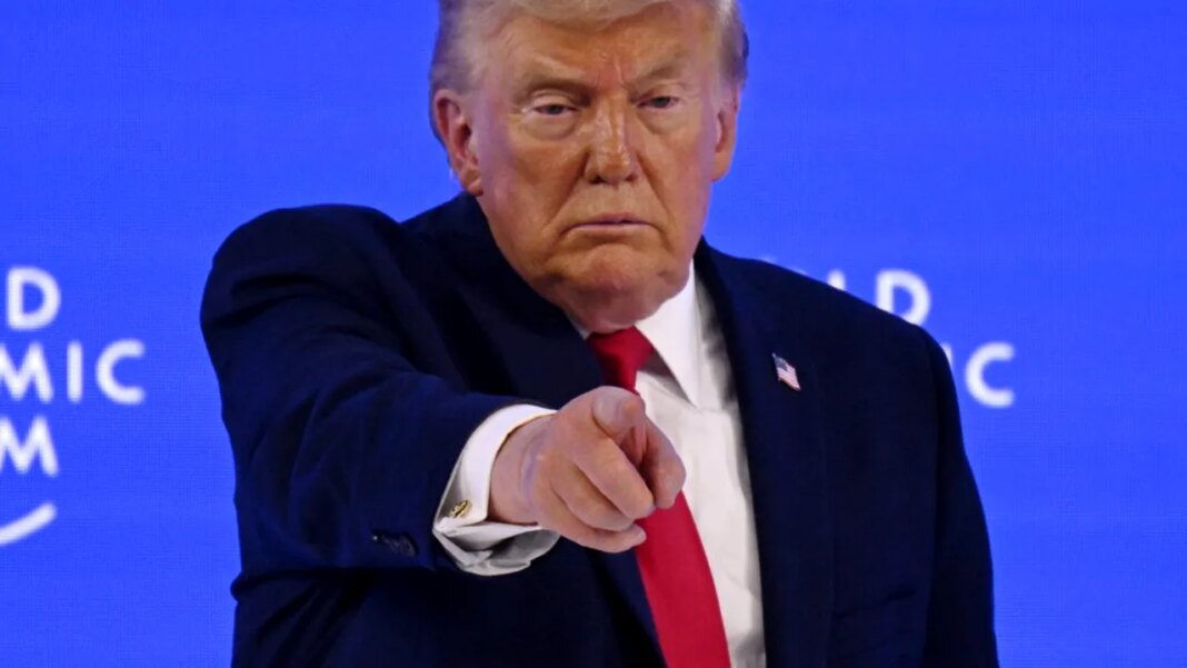 extraterestri.-trump-va-ordona-pentagonului-sa-faca-publice-documentele-guvernamentale-referitoare-la-viata-extraterestra