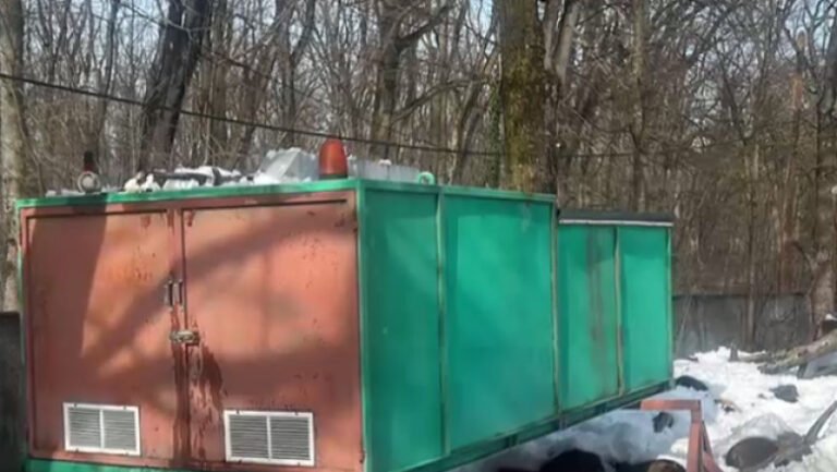 bucurestiul-este-plin-de-nameti,-iar-utilajele-de-topit-zapada-zac-nefolosite.-explicatia-autoritatilor