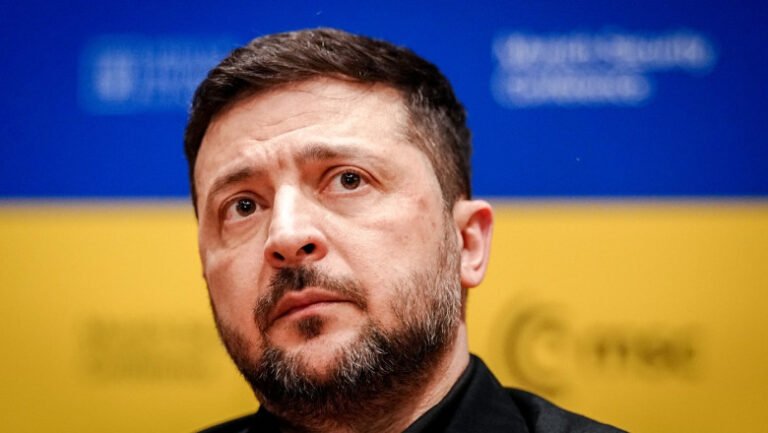 volodimir-zelenski:-armata-ucraineana-a-eliberat-300-kmp-in-sud.-conditia-in-care-kievul-ar-putea-face-un-compromis-teritorial