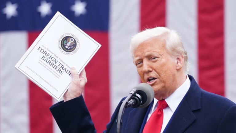 „cauta-acum-un-plan-b”.-avertisment-dupa-decizia-curtii-supreme-a-sua-privind-tarifele:-„are-la-dispozitie-mai-multe-temeiuri-juridice”