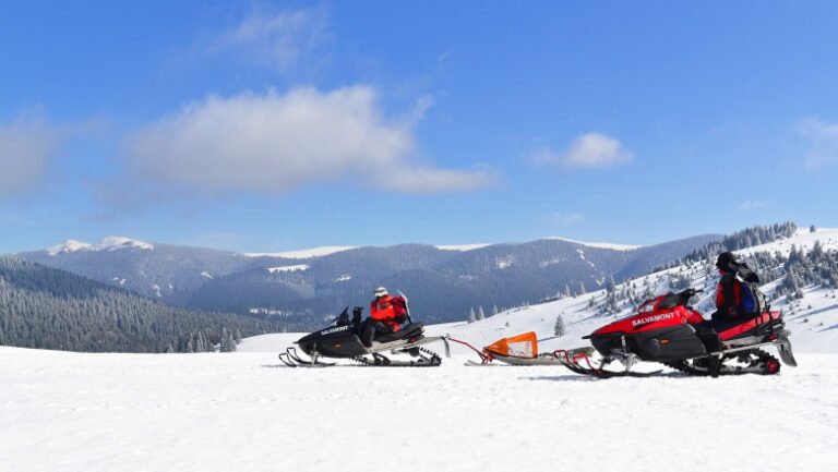 interventii-pe-banda-rulanta-la-munte.-133-de-persoane-salvate-intr-o-singura-zi