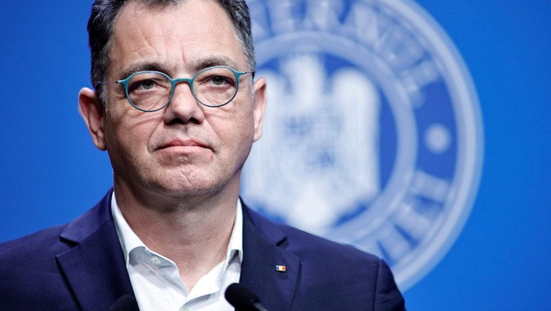 economia-nu-inseamna-doar-cifre.-inseamna-si-incredere economia-nu-inseamna-doar-cifre.-inseamna-si-incredere