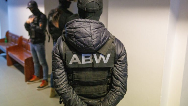 un-cetatean-din-belarus-a-fost-retinut-in-polonia,-pentru-suspiciune-de-spionaj-asupra-unor-obiective-de-aparare-ale-nato