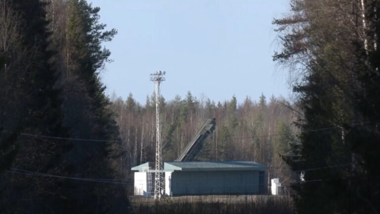 rusia-ameninta-sua-ca-reluarea-testelor-nucleare-poate-declansa-un-„efect-de-domino”-periculos