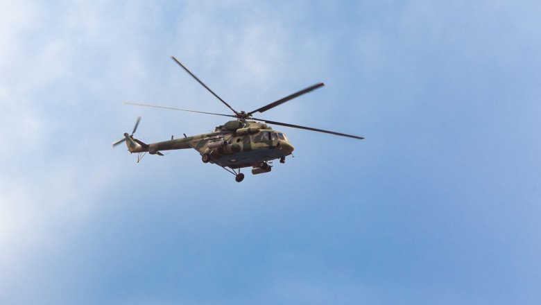 un-caine,-singurul-supravietuitor-al-prabusirii-unui-elicopter-militar-care-a-provocat-15-morti.-a-fost-gasit-langa-corpul-stapanului un-caine,-singurul-supravietuitor-al-prabusirii-unui-elicopter-militar-care-a-provocat-15-morti.-a-fost-gasit-langa-corpul-stapanului