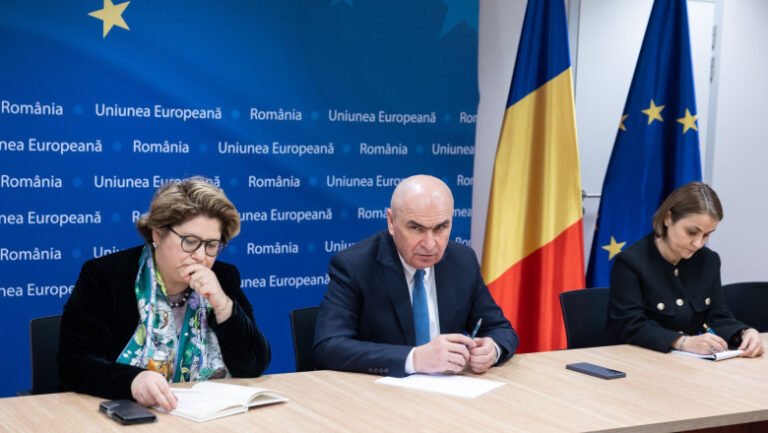 premierul-ilie-bolojan-s-a-intalnit-cu-europarlamentarii-coalitiei-la-bruxelles.-pe-agenda:-pnrr,-deficitul-bugetar-si-programul-safe