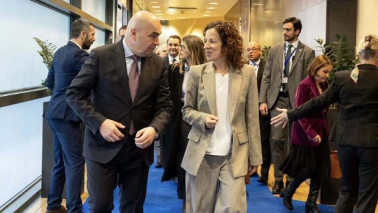 roxana-minzatu:-imi-doresc-ca-romania-sa-fie-un-exemplu-in-implementarea-proiectelor-sociale,-exista-o-alocare-de-7,2-miliarde-de-euro