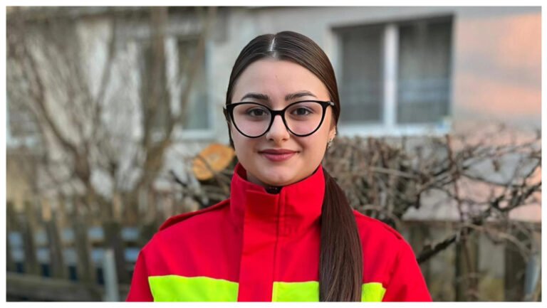 o-tanara-voluntara-isu-a-salvat-viata-unui-barbat-inconstient-la-baia-mare:-„primele-minute-sunt-critice”
