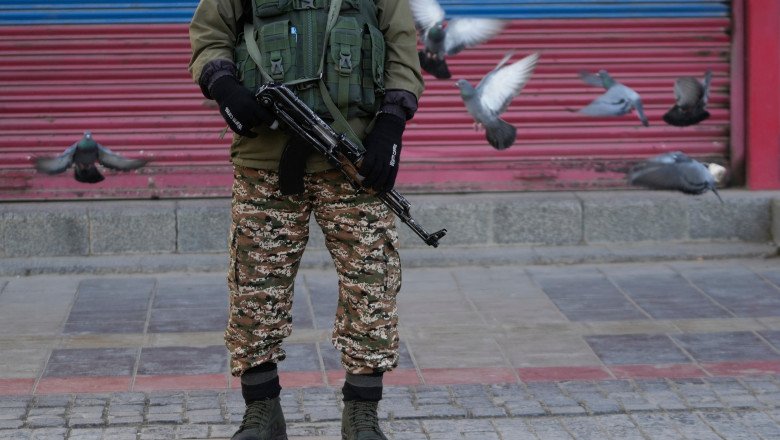 sondaj:-doar-un-sfert-dintre-americani-aproba-atacurile-asupra-iranului.-jumatate-cred-ca-trump-recurge-prea-usor-la-forta sondaj:-doar-un-sfert-dintre-americani-aproba-atacurile-asupra-iranului.-jumatate-cred-ca-trump-recurge-prea-usor-la-forta