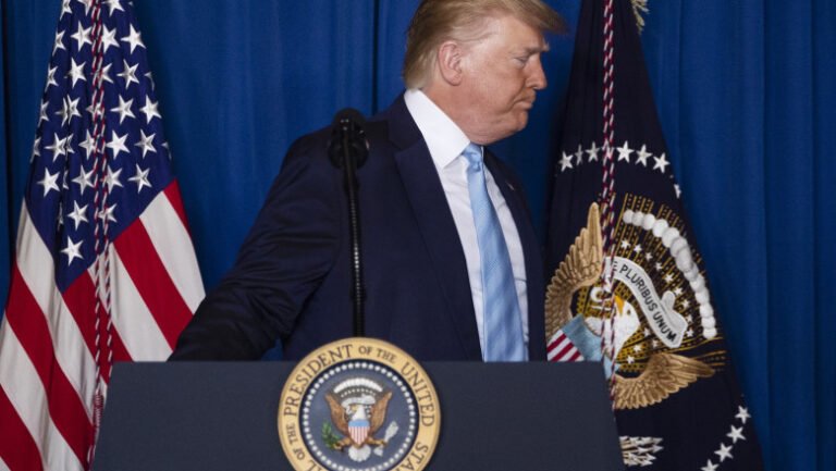 de-ce-donald-trump-a-riscat-atacand-acum-iranul.-„niciun-guvern-anterior-nu-ar-fi-incercat-sa-distruga-regimul-iranian-fara-un-plan”