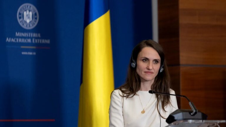 oana-toiu,-in-vizita-oficiala-la-varsovia-de-ziua-solidaritatii-romano-polone