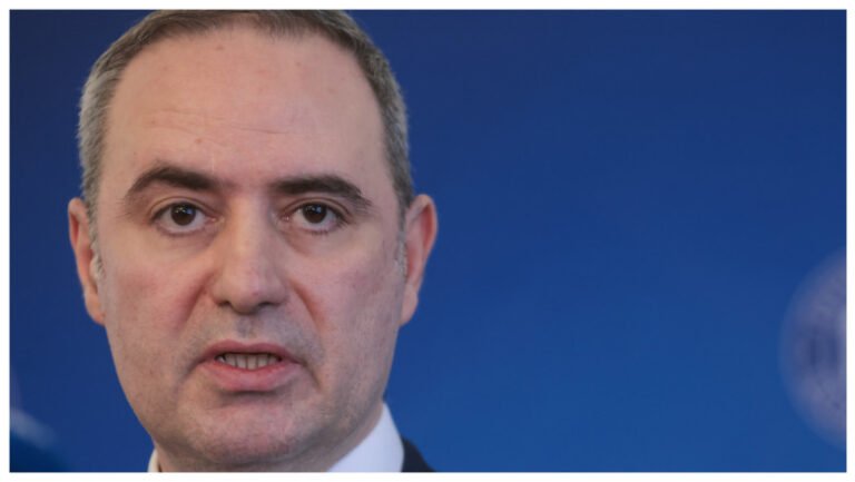 ministrul-nazare:-„nu-e-o-criza,-ci-o-schimbare-de-paradigma”.-romania-trece-de-la-consum-la-competitivitate