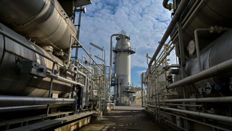 explozie-a-pretului-gazelor-in-europa-dupa-conflictul-din-iran.-economist:-„vom-simti-scumpirile-in-aproape-tot-ce-consumam”