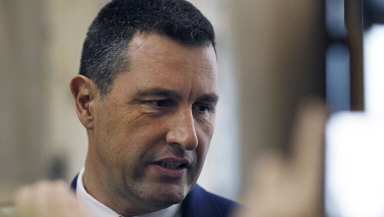 tanczos-barna:-foarte-greu-sa-ajungem-la-deficit-de-6,2-recomandat-de-comisie.-in-criza-economica,-cu-razboaie-nu-poti-sa-fii-rigid