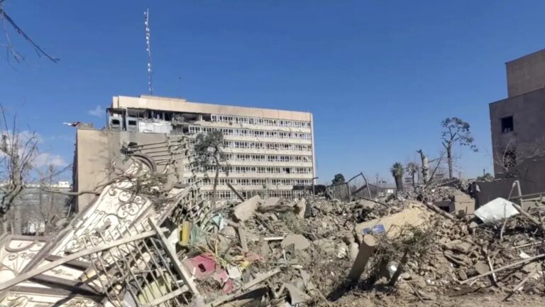 aproximativ-un-milion-de-americani-sunt-blocati-in-orientul-mijlociu-din-cauza-situatiei-din-iran