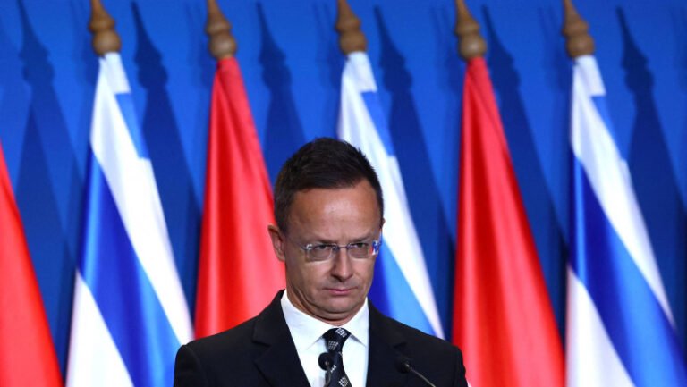 volodimir-zelenski-„a-depasit-orice-limita”,-dupa-ce-l-a-amenintat-pe-viktor-orban,-sustine-seful-diplomatiei-ungare