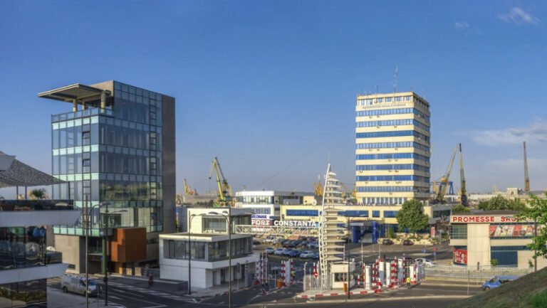 stenograme:-mita-din-portul-constanta-era-negociata-prin-mesaje-de-dragoste.-„300-de-euro”/-„eu-te-iubesc-si-mai-mult”