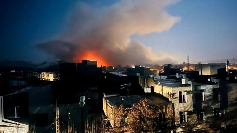 razboi-in-orientul-mijlociu,-ziua-7.-israelul-ataca-puternic-iranul-/-donald-trump-cere-predarea-„neconditionata”-a-teheranului-/-casa-alba-anunta-cat-ar-putea-dura-campania-impotriva-iranului 