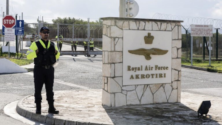 atacul-cu-drona-asupra-bazei-britanice-din-cipru:-autoritatile-aveau-informatii-despre-un-posibil-incident.-arestari-legate-de-iran